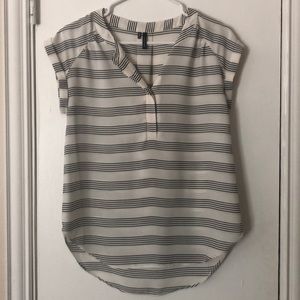 White and black stripped tunic blouse